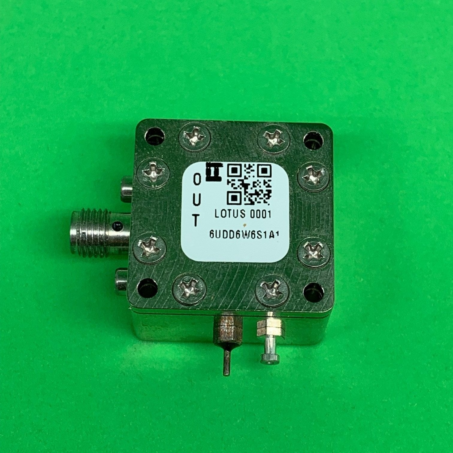 6UDD6W6S1A1 Enclosure Kit for 0.062"/1.6mm PCB (size 0.5625"x0.5625") 1 SMA Active 0.58" Height