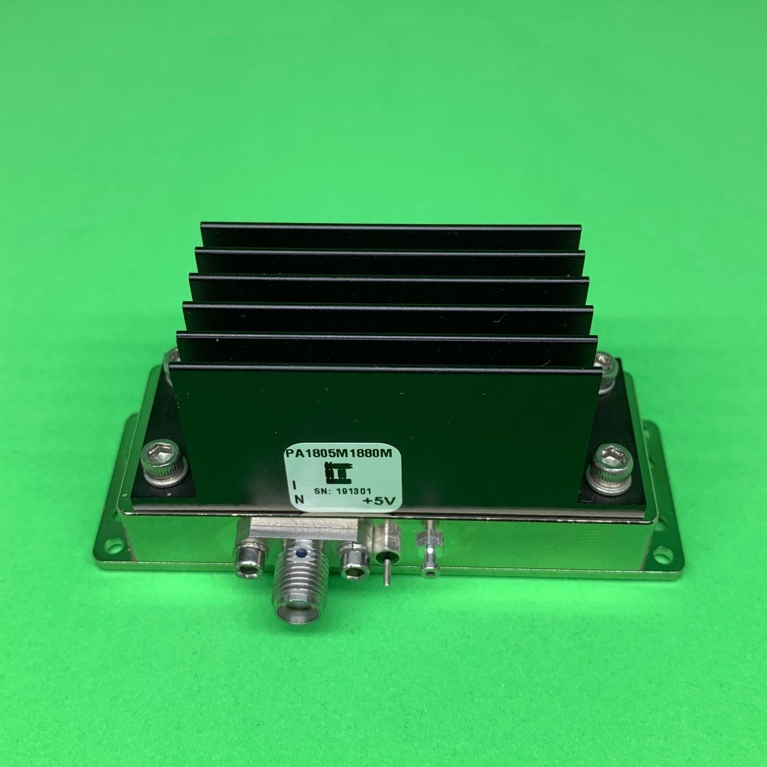 Power Amplifier 4W 1805 to 1880 MHz 38.5dB Gain 35dBm P3dB SMA